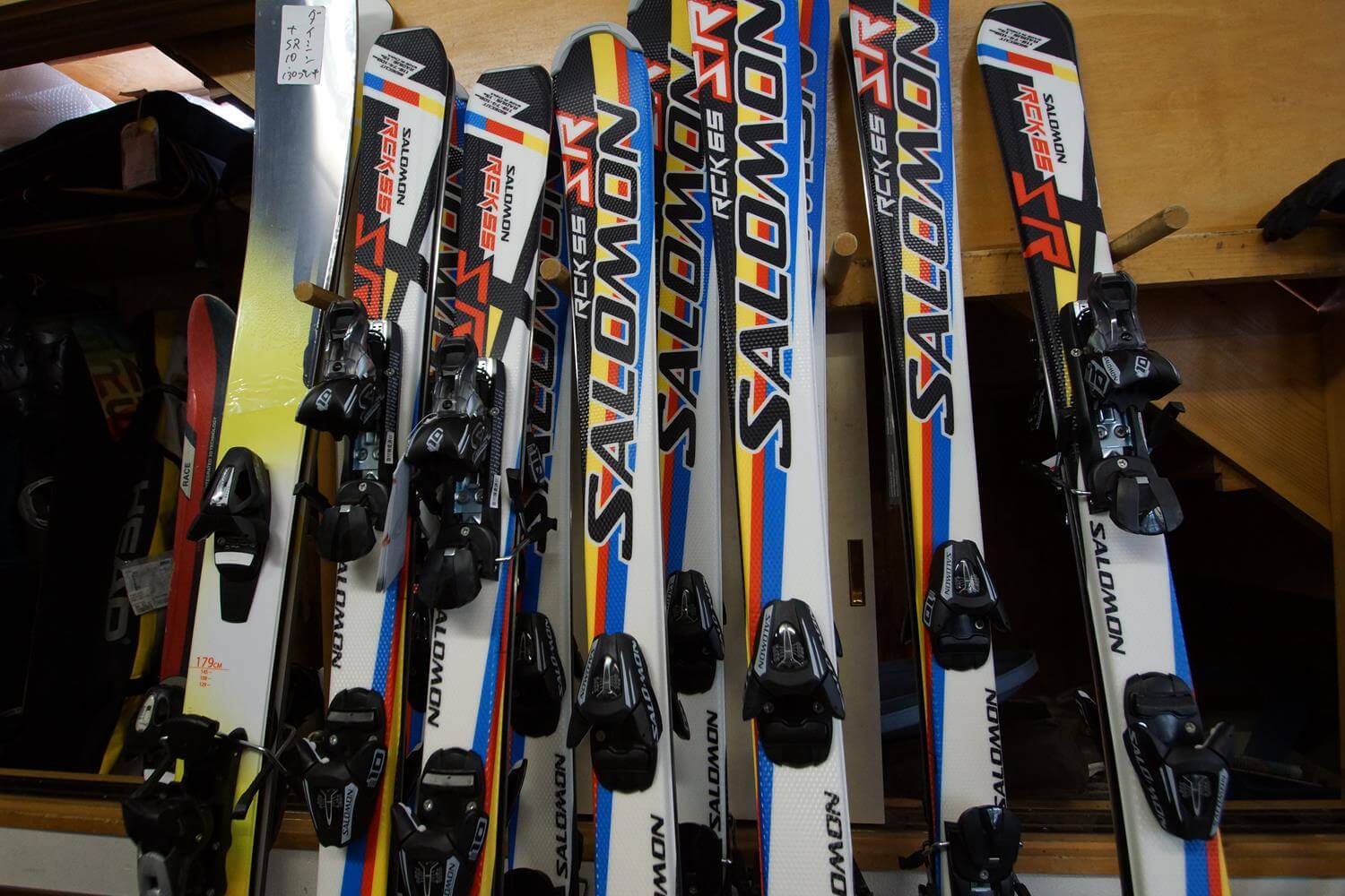 Rentals - Pod Snowsports - Get Your Skis and Snowboard Today!